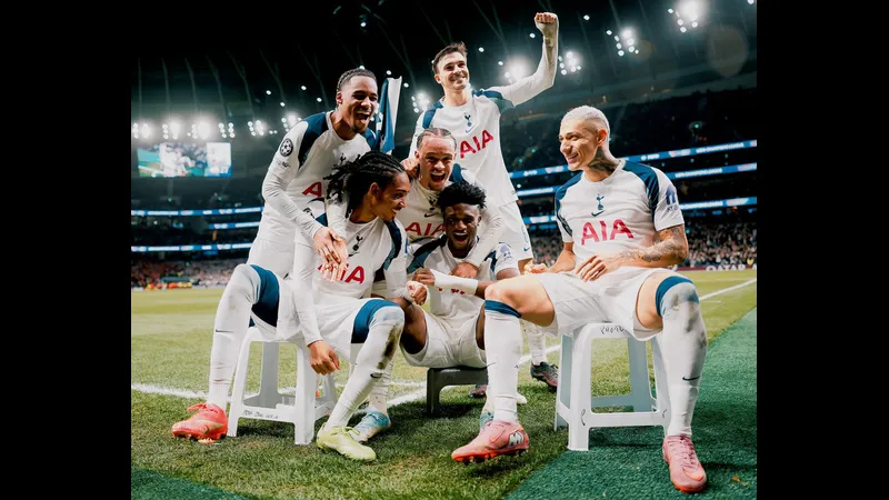 Trận đấu giữa 'Khenchela' và 'Constantine' Trận đấu giữa 'Khenchela' và 'Constantine'